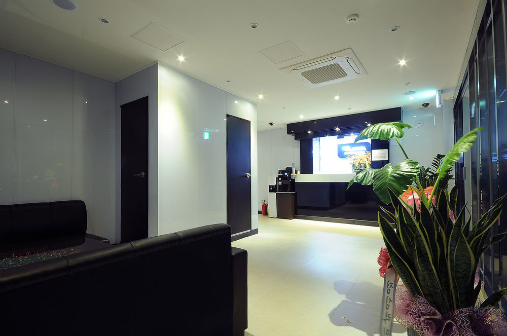 Wa Hotel Busan Exterior photo